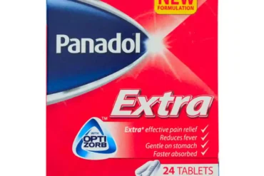 Το φάρμακο Panadol Extra περιέχει παρακεταμόλη και καφεΐνη για ανακούφιση από πόνο.